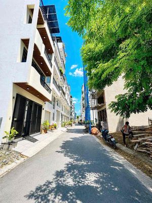 Đất 60 m² · Đường Hoàng Quốc Việt