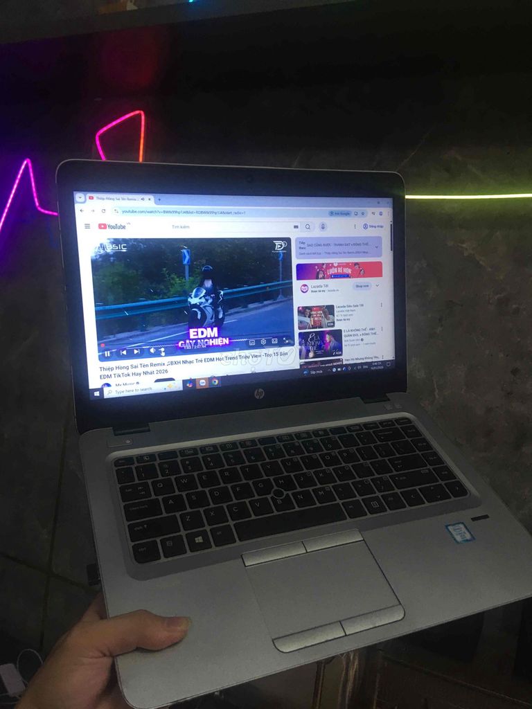 Laptop HP Elitebook 840 kèm xạc ( 2tr )  Loa kiểm. Mua bán Laptop tại Thành phố Thuận An Bình Dương được đăng bởi Hữu Hoàn hình 1
