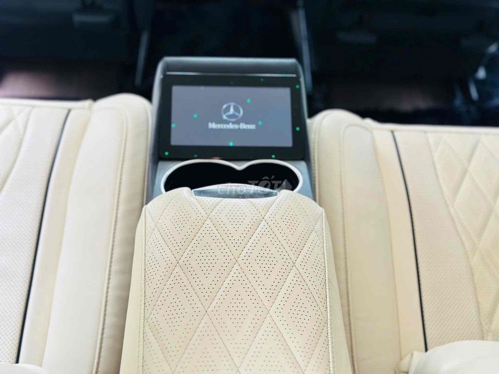 Mercedes Benz  V250 Up full maybach model 2022. Mua bán Ô tô tại Quận 8 Tp Hồ Chí Minh được đăng bởi Hồng Phúc hình 18