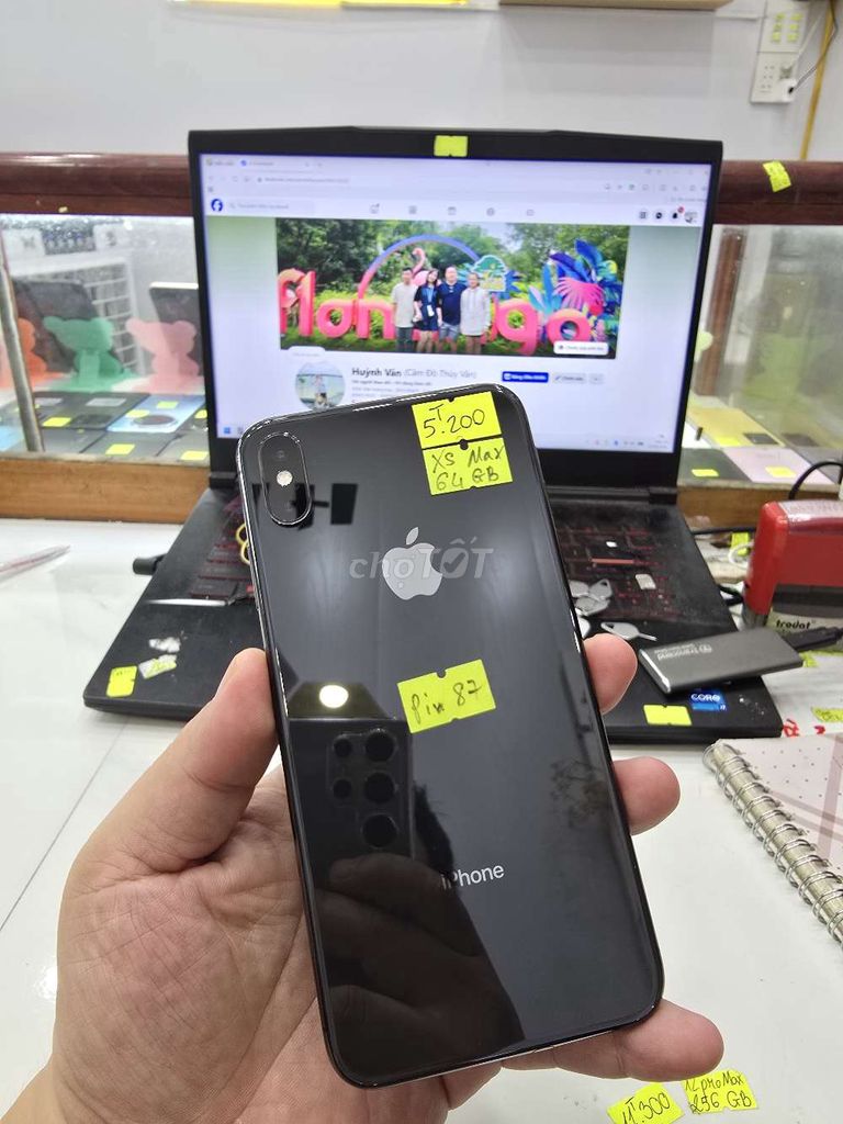 Apple iPhone XS Max 64GB Đen Đã dùng. Mua bán Điện thoại tại Thành phố Long Xuyên An Giang được đăng bởi Facebook Cầm Đồ Thúy Vân hình 1