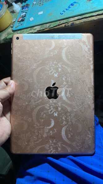 Apple iPad Gen 7 32GB Wifi + Sim. Mua bán Máy tính bảng tại Quận 1 Tp Hồ Chí Minh được đăng bởi Hội Đồ Điện Tử hình 1
