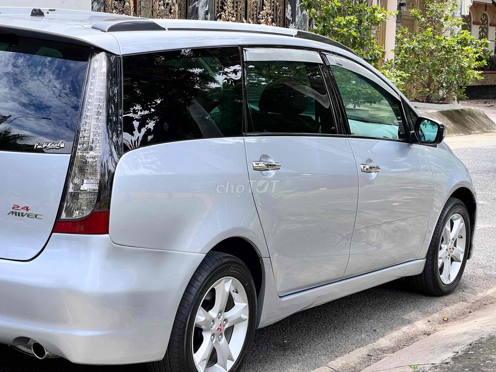 Mitsubishi Grandis sx 2009 xe trùm mền cực chất!. Mua bán Ô tô tại Quận 6 Tp Hồ Chí Minh được đăng bởi Phong hình 8