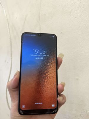 Samsung a20 vỡ kính  như hình