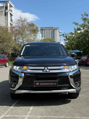 Mitsubishi Outlander 2018 2.0 CVT Premium. Mua bán Ô tô tại Thành phố Thủ Đức Tp Hồ Chí Minh được đăng bởi Lê Nhường