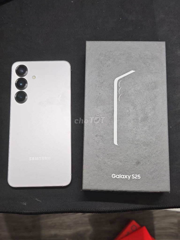 Samsung Galaxy S25 256GB Bạc. Mua bán Điện thoại tại Quận Hải Châu Đà Nẵng được đăng bởi phuc nguyen hình 1