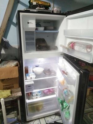 Cần bán tủ lạnh và máy giặt