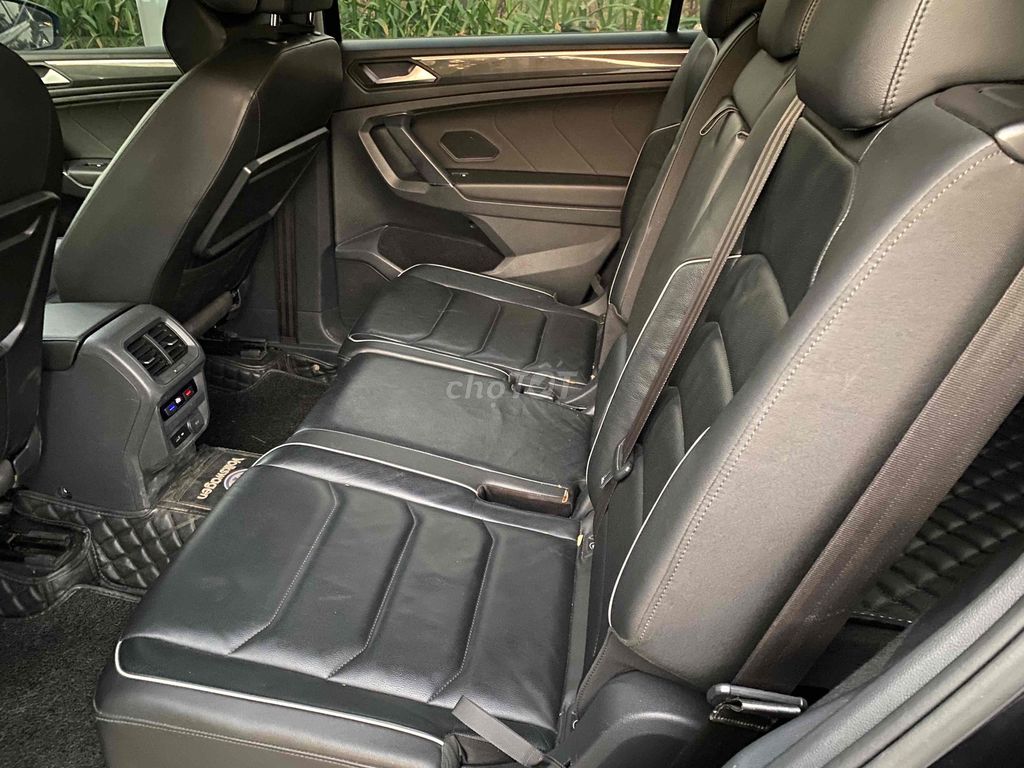 Volkswagen Tiguan 2018. Mua bán Ô tô tại Quận Nam Từ Liêm Hà Nội được đăng bởi KM Auto hình 10