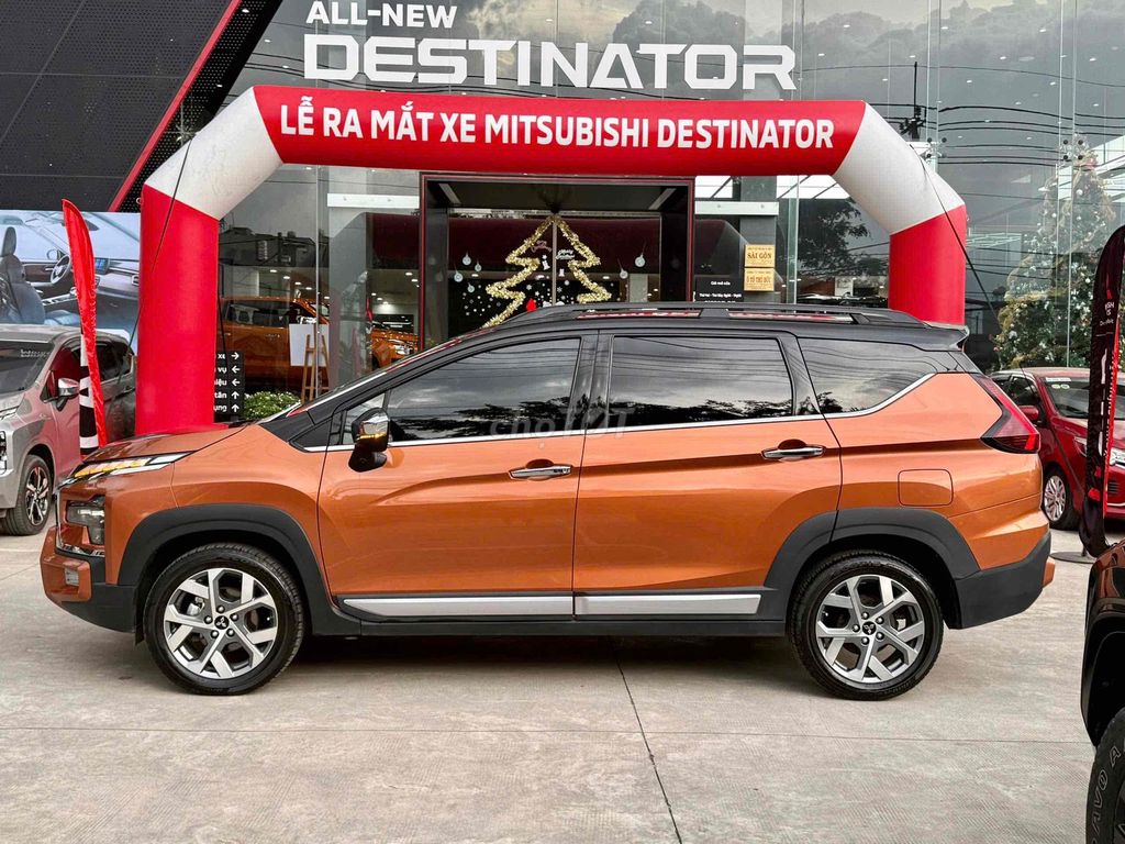 Mitsubishi Xpander Cross 2023 Cam 33100 km. Mua bán Ô tô tại Thành phố Thủ Đức Tp Hồ Chí Minh được đăng bởi Thế Bảo Mitsubishi  hình 3