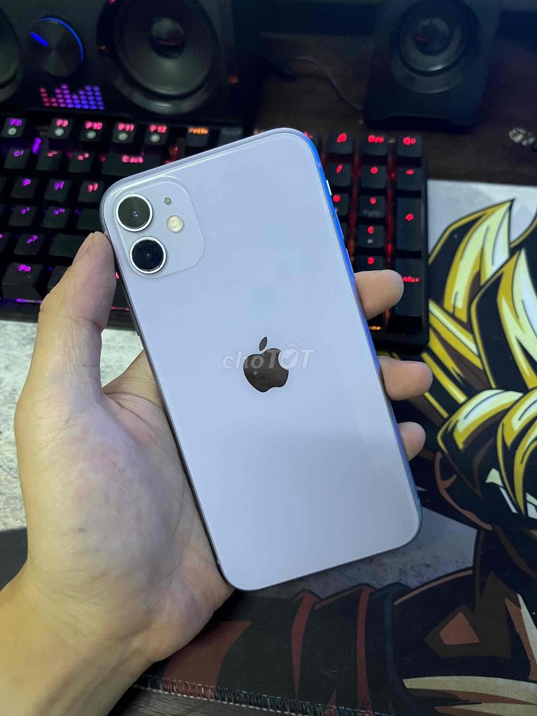 iPhone 11 Quốc Tế 64gb nguyên zin màn đốm nhỏ