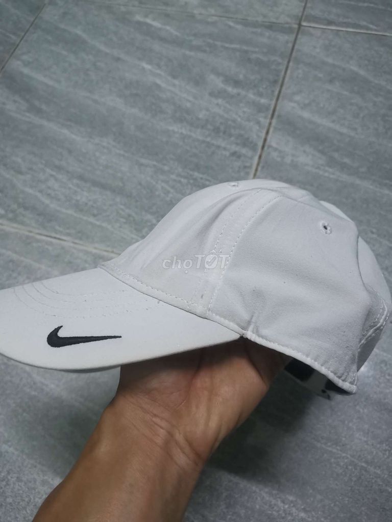 Mũ thể thao lưỡi trai Nike Swoosh Made trắng