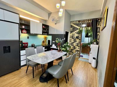 Bán căn hộ mới đẹp sát Chợ Phú Lâm