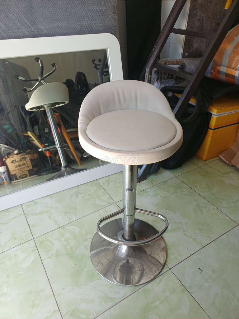 Thanh lý ghế bar da. Mua bán Bàn ghế tại Quận Cẩm Lệ Đà Nẵng được đăng bởi Tuyết Hee hình 1