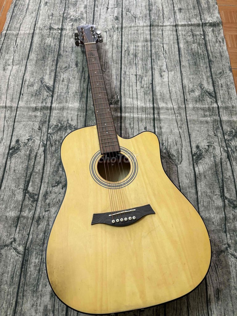 Thanh Lý Gấp Guitar Acoustic Tập Chơi