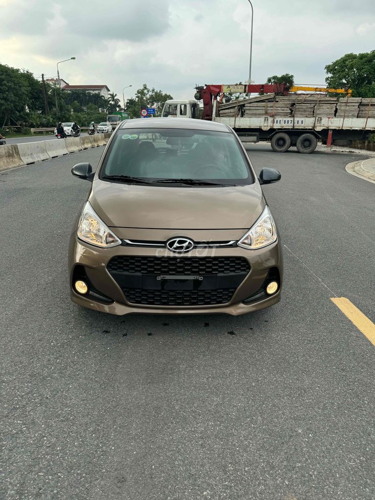 Hyundai Grand i10 2019 Hatchback 1.2 AT - 60000 km. Mua bán Ô tô tại Huyện Đông Anh Hà Nội được đăng bởi vương văn chung  hình 2