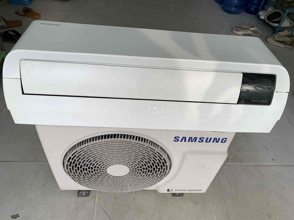 Dọn chổ ở cần bán lại máy lạnh 1.5 ngựa inverter