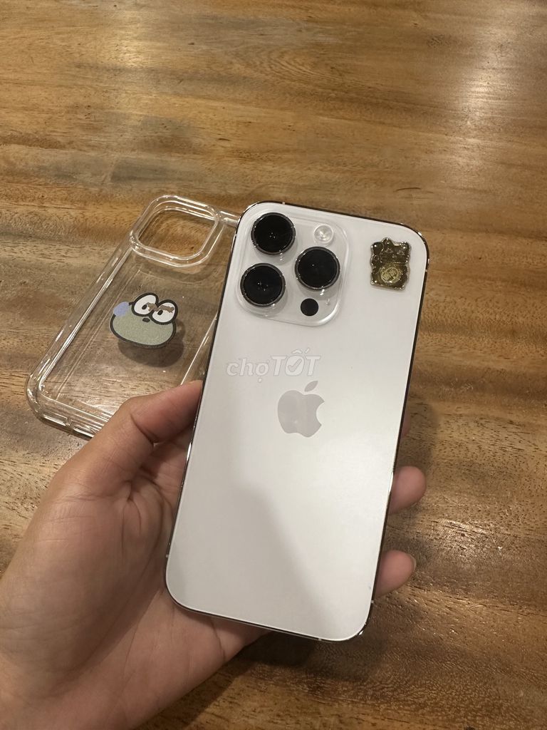 CẦN BÁN IPHONE 14 PRO MÁY NỮ SỬ DỤNG CÒN ĐẸP LẮM. Mua bán Điện thoại tại Quận Phú Nhuận Tp Hồ Chí Minh được đăng bởi Nguyễn Thúy Hằng hình 1