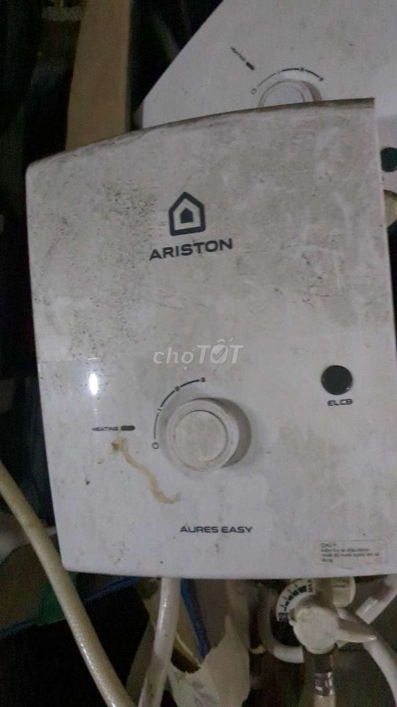 Máy nước nóng Ariston Aures Easy 3.3N SBS Trắng . Mua bán Thiết bị vệ sinh, nhà tắm tại Quận 6 Tp Hồ Chí Minh được đăng bởi Dung Vuong hình 1
