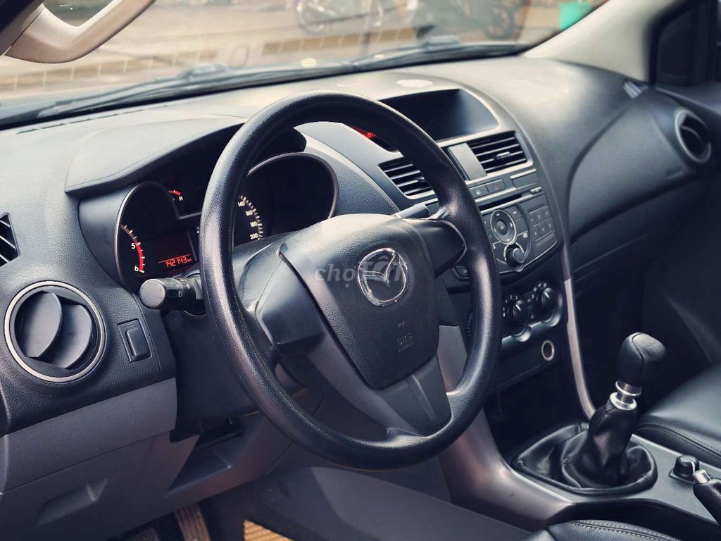 Mazda BT50 2017 số sàn 2 cầu. Mua bán Ô tô tại Thành phố Pleiku Gia Lai được đăng bởi Trần Tiến Phát hình 6