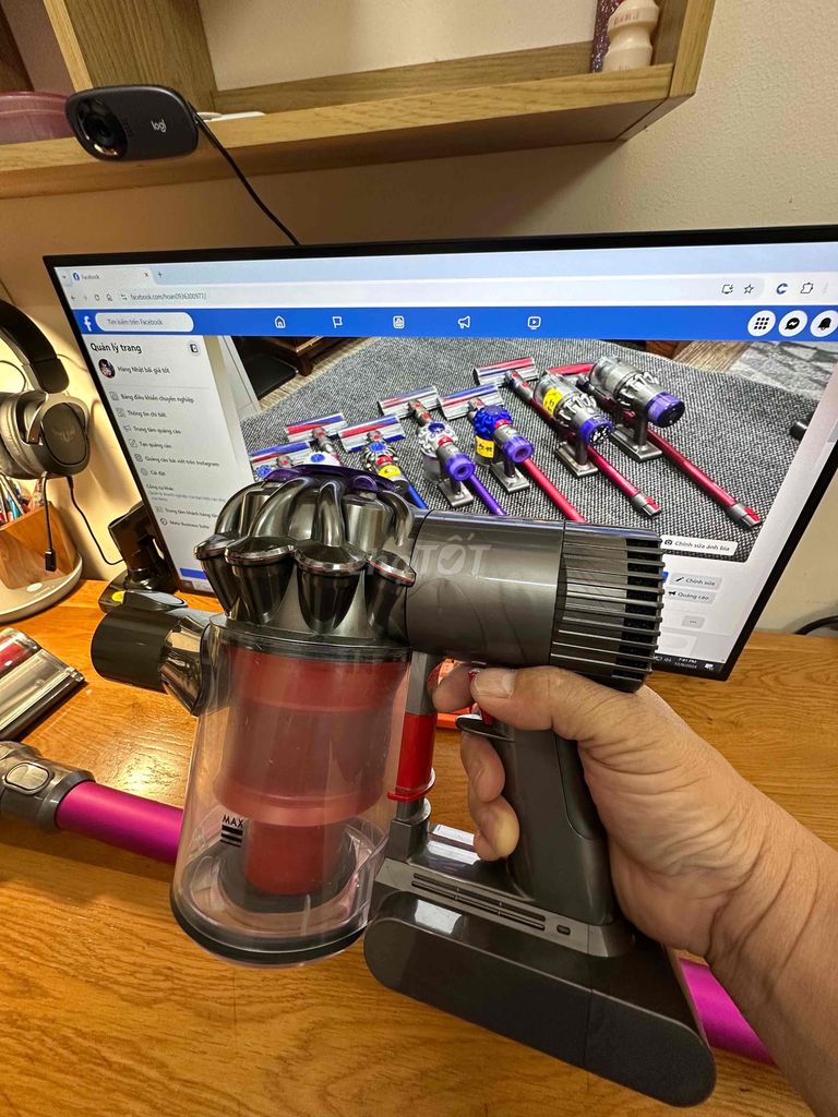 Máy hút bụi dyson DC62