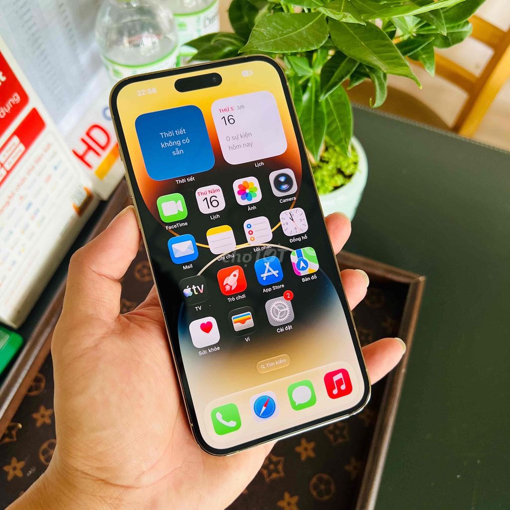 🆘 iPhone 14 Pro Max 256GB Vàng 99% QT Mỹ. Mua bán Điện thoại tại Quận Ninh Kiều Cần Thơ được đăng bởi Trường Mobile hình 1