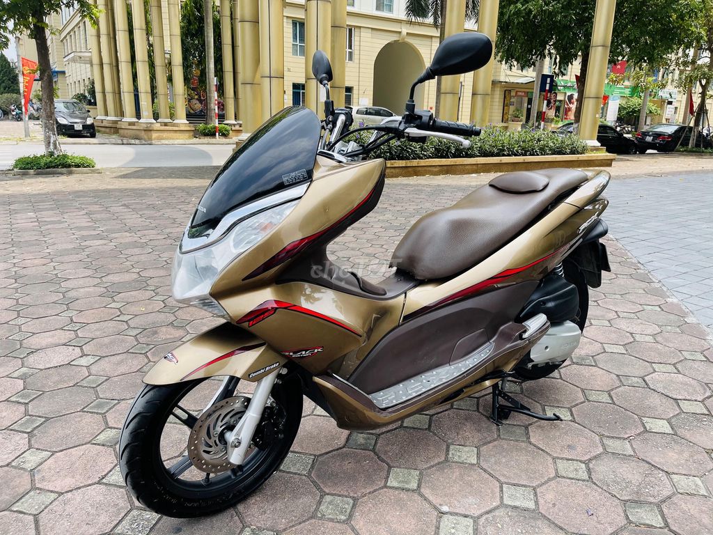 Honda PCX 125 chính chủ đẹp nguyên zin tuyệt đối. Mua bán Xe máy tại Quận Nam Từ Liêm Hà Nội được đăng bởi HẢI ĐĂNG hình 1