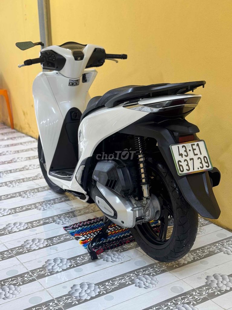 SH 125 đời 2022 trắng đen mới keng 43E1-637.39. Mua bán Xe máy tại Quận Sơn Trà Đà Nẵng được đăng bởi Minh Dũng bán trả góp 136 vân đồn  hình 3