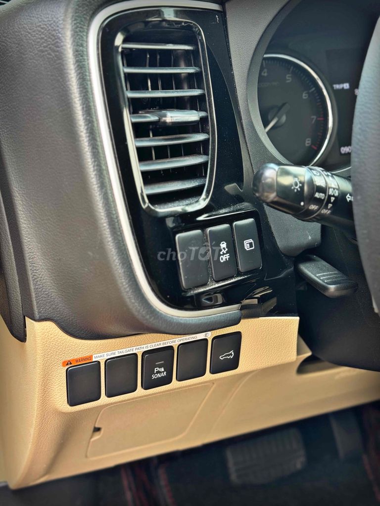 Mitsubishi Outlander 2018 2.4 CVT Premium 2 cầu. Mua bán Ô tô tại Thành phố Thủ Đức Tp Hồ Chí Minh được đăng bởi Đỗ Sang hình 10