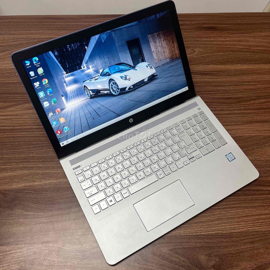 HP Pavilion màn to nét căng, loa siêu hay