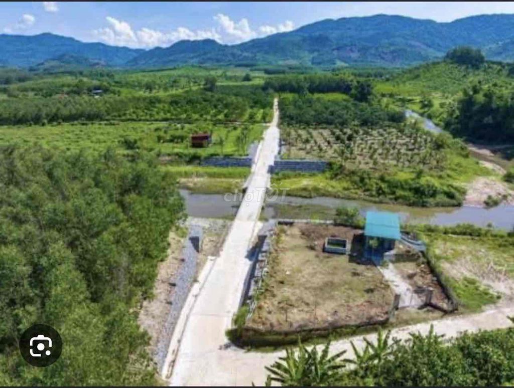CHÍNH CHỦ BÁN ĐẤT VƯỜN HỚN 2.000M² – ÔM SUỐI NƯỚC CHẢY QUANH NĂM