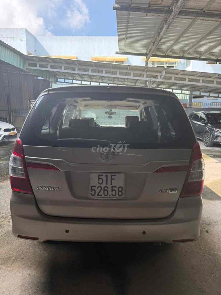 Toyota Innova 2015 2.0 E 78.000km. Mua bán Ô tô tại Quận 12 Tp Hồ Chí Minh được đăng bởi Nguyễn thị Hồng Trang hình 5