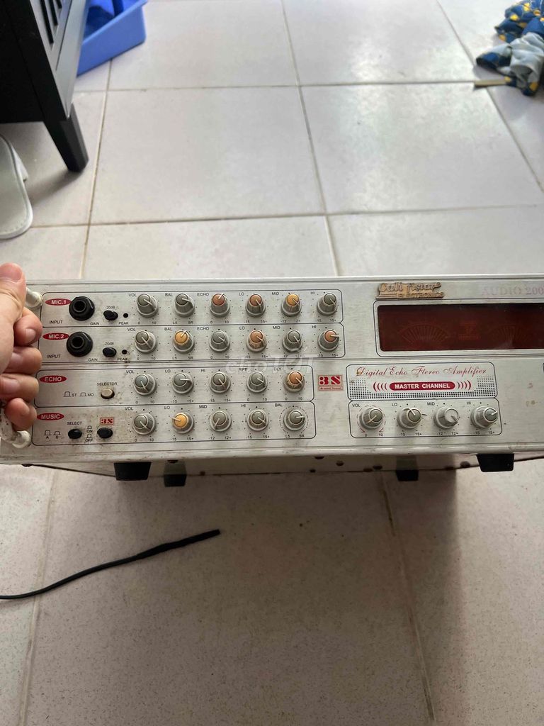 Amply màu Xám còn tốt. Mua bán Tivi, Âm thanh tại Quận 4 Tp Hồ Chí Minh được đăng bởi Nguyễn Bá Sơn hình 1