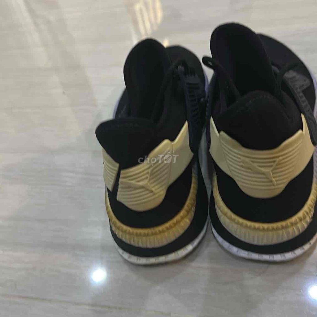 Giày thể thao Puma Đen, vàng. Mua bán Giày dép tại Quận Bình Tân Tp Hồ Chí Minh được đăng bởi võ văn học hình 1
