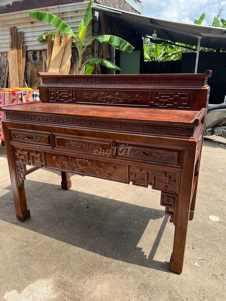 Bàn thờ gia tiên Gỗ Nâu Vuông. Mua bán Nội thất, đồ gia dụng khác tại Quận Tân Phú Tp Hồ Chí Minh được đăng bởi Vu Truong hình 1