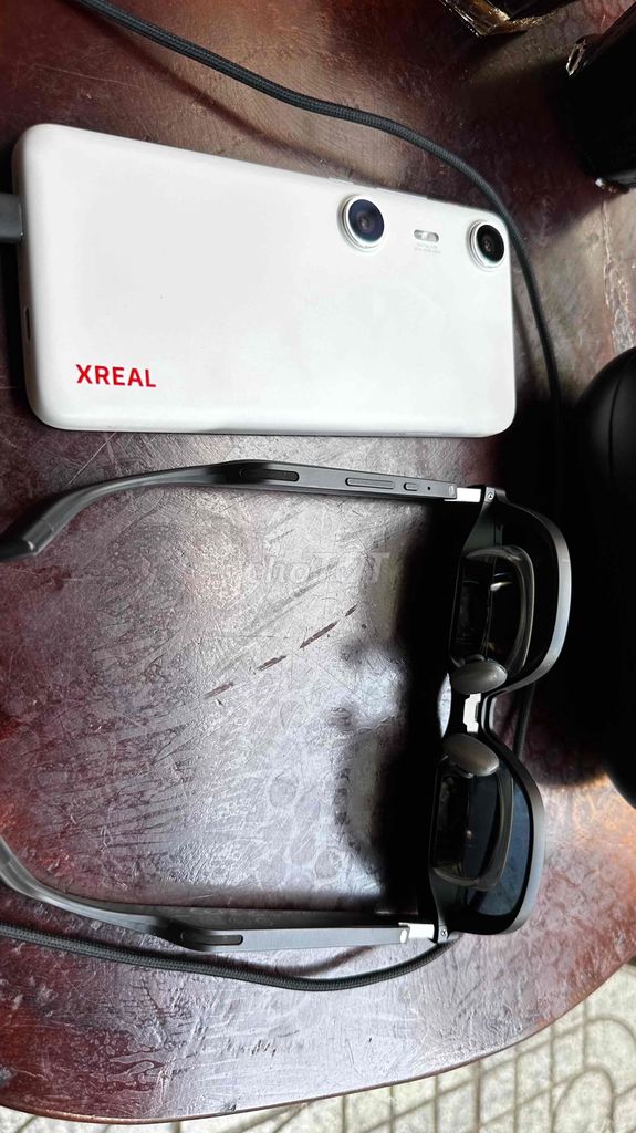 Kính Xreal air 2 pro và Xream beam pro