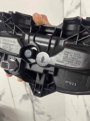 Đèn pha Honda Future LED 2024. Mua bán Phụ tùng xe tại Thị xã Bình Minh Vĩnh Long được đăng bởi Nguyễn Tấn Phát 