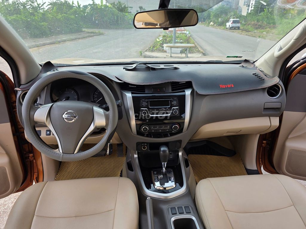 Bán Nissan Navara 2018 EL số tự động 1 cầu màu cam. Mua bán Ô tô tại Quận Hà Đông Hà Nội được đăng bởi Vũ Đình Lợi hình 9