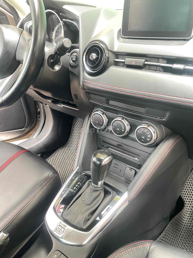 Mazda 2 2016  1.5 AT Sedan - 188000 km. Mua bán Ô tô tại Huyện Krông Pắc Đắk Lắk được đăng bởi lê thanh luân hình 10