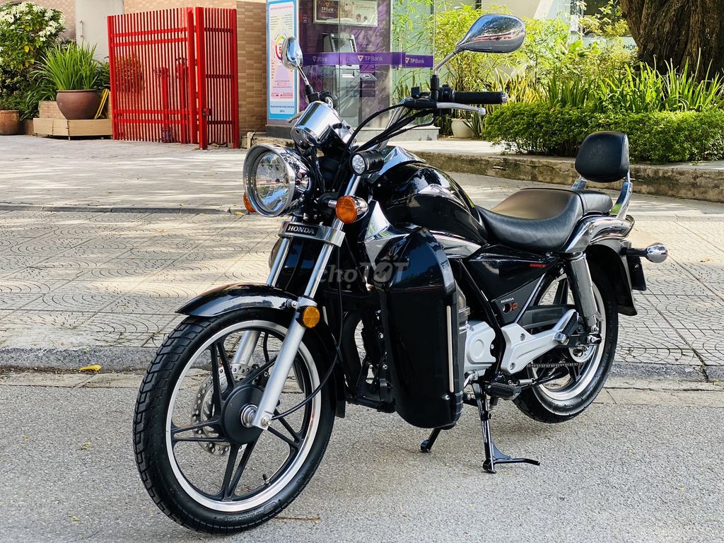 HONDA SHADOW 150 MÀU ĐEN CHÍNH CHỦ ÍT ĐI 2024. Mua bán Xe máy tại Quận Nam Từ Liêm Hà Nội được đăng bởi LÊ THANH hình 1