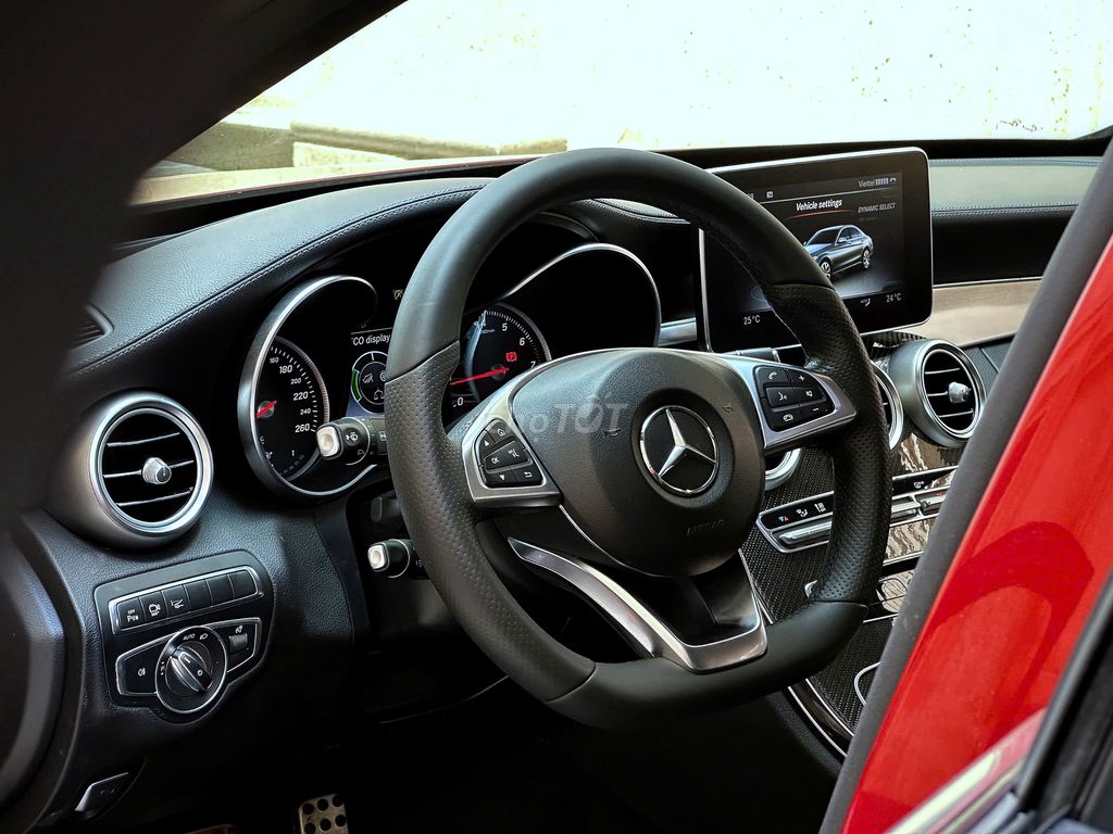 Mercedes C Class C300 AMG 2017  xe đi ít, màu đẹp. Mua bán Ô tô tại Quận Long Biên Hà Nội được đăng bởi Long Biên Cars hình 19