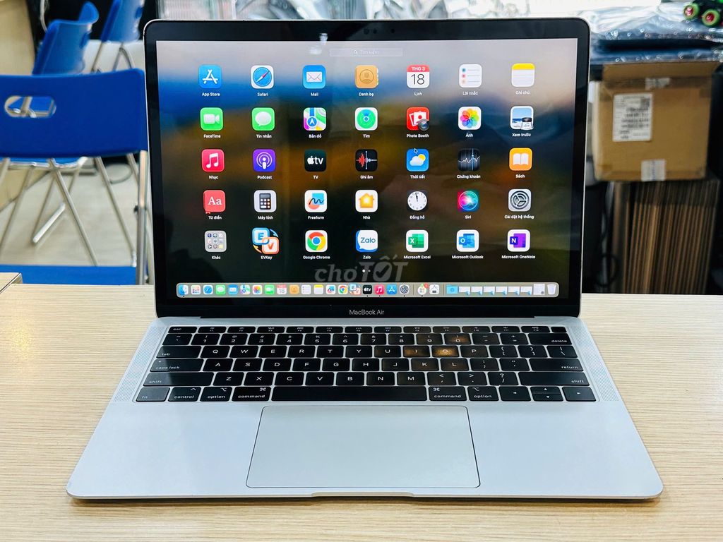 Apple MacBook Air 2019 i5 8GB/256GB. Mua bán Laptop tại Quận Đống Đa Hà Nội được đăng bởi Thế Hoàng hình 1