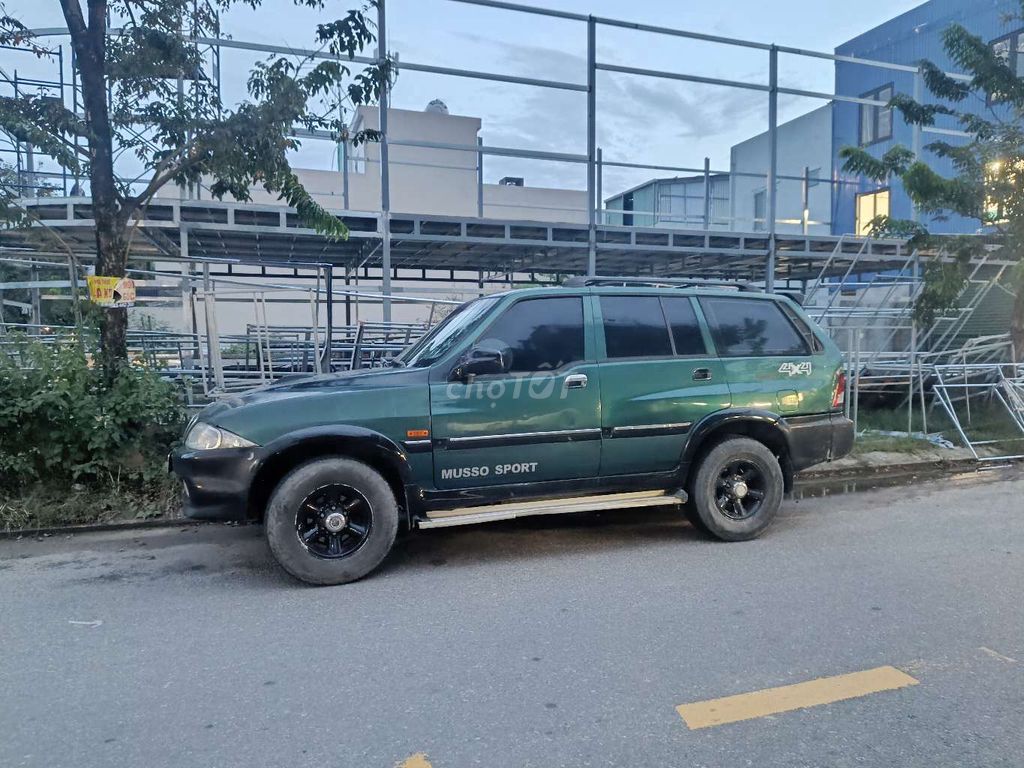 Cần bán xe 7 chỗ máy dầu 2 cầu musso. Mua bán Ô tô tại Quận Liên Chiểu Đà Nẵng được đăng bởi Nguyễn ngọc châu hình 2