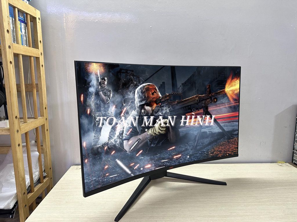 Màn cong 200hz 32" ae rất thích - alo mình giao