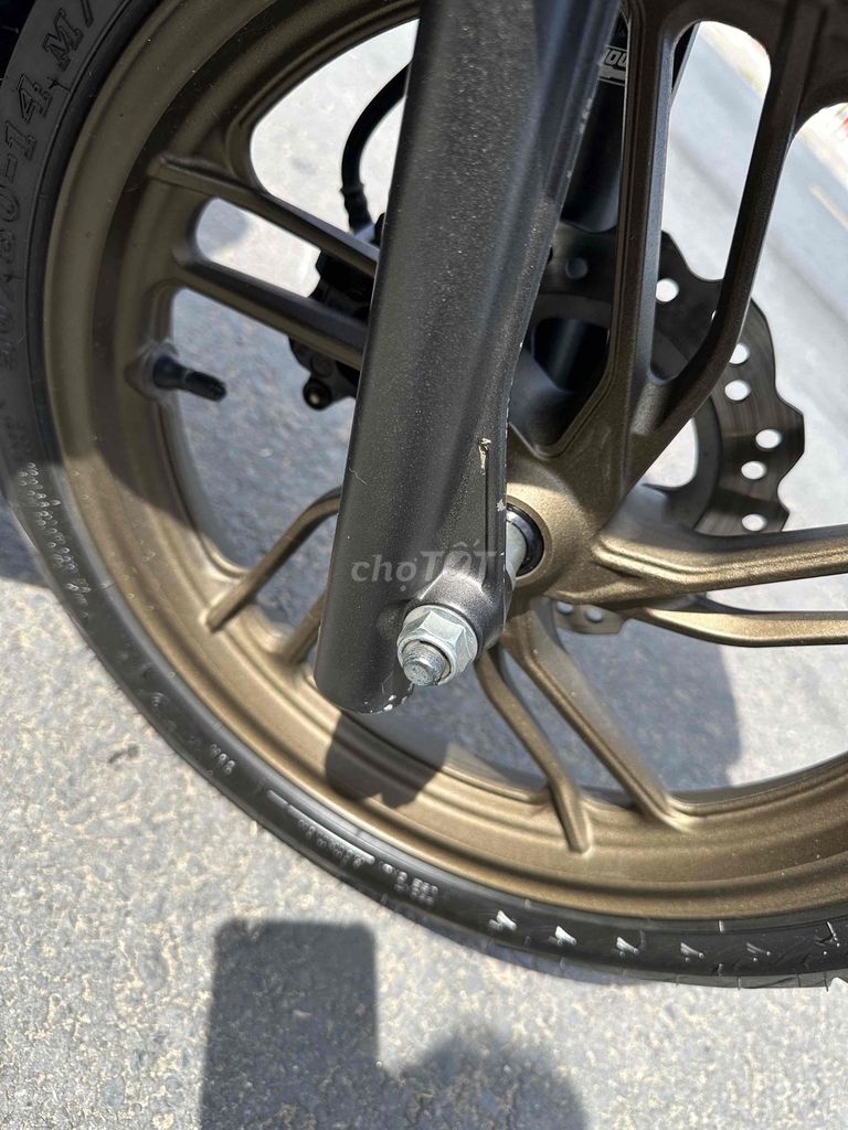 Honda Vario 125 Xám đen Zin. Mua bán Xe máy tại Huyện Thới Lai Cần Thơ được đăng bởi Trường nguyễn hình 8