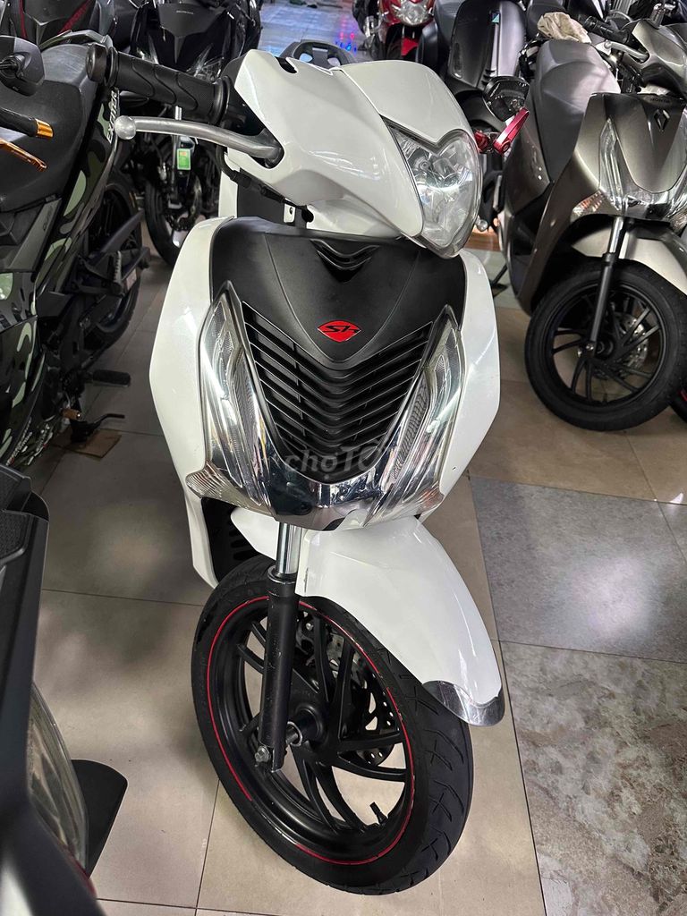 📌📣 Sh125i 2016 khoá SMK rất đẹp. Hỗ trợ trả góp. Mua bán Xe máy tại Thành phố Huế Thừa Thiên Huế được đăng bởi Xe Máy Nhật Vy hình 6