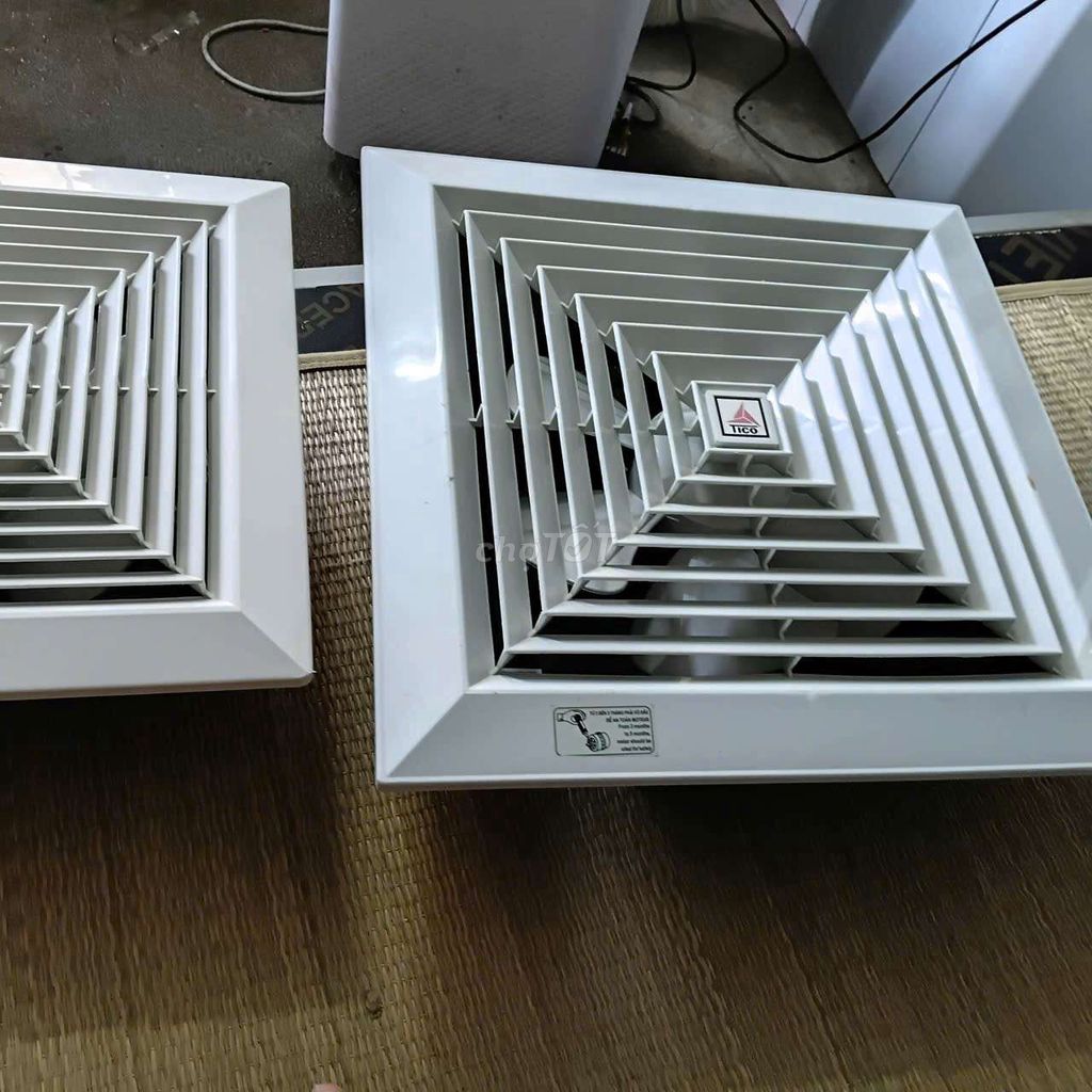 Quạt thông gió Trắng đã sử dụng. Mua bán Quạt tại Quận Bắc Từ Liêm Hà Nội được đăng bởi Lương Thành Tài hình 1