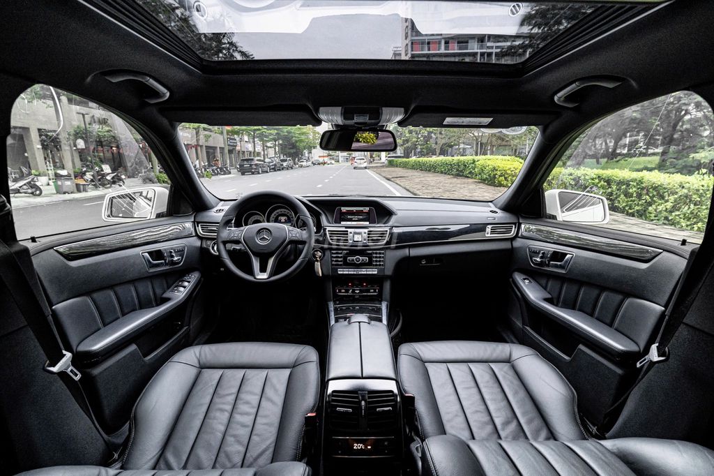 Xe trùm mền E250 Model 2015 zin mới cực hiếm. Mua bán Ô tô tại Quận 7 Tp Hồ Chí Minh được đăng bởi tuấn anh hình 20