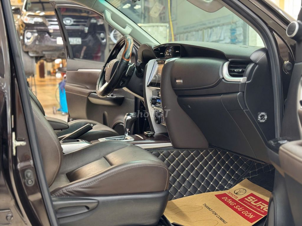 Fortuner 2 cầu, SUV siêu lướt 1 chủ (GIÁ CÒN GIẢM). Mua bán Ô tô tại Quận Gò Vấp Tp Hồ Chí Minh được đăng bởi Nguyễn Phi Trường Vũ hình 9