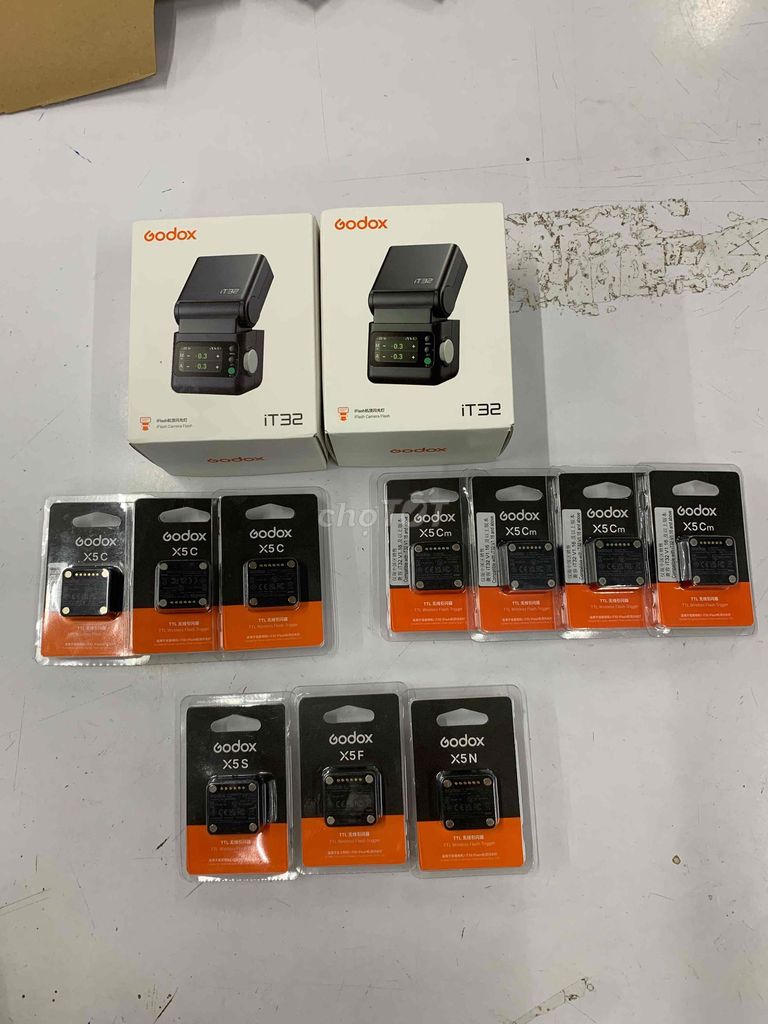 Godox IT32 + X5CM (R50/R50V). Mua bán Máy ảnh, Máy quay tại Thành phố Dĩ An Bình Dương được đăng bởi Cậu Ba Joon hình 1