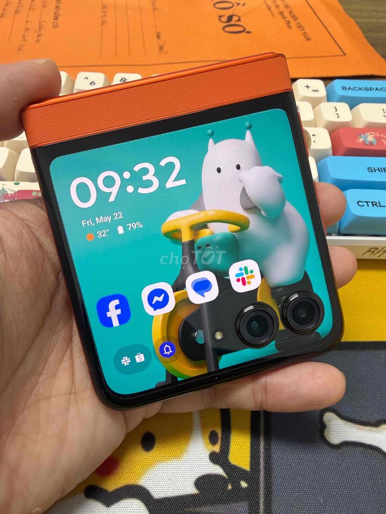 Motorola Razr 50 2024. Mua bán Điện thoại tại Thành phố Vũng Tàu Bà Rịa - Vũng Tàu được đăng bởi Dũng hình 1