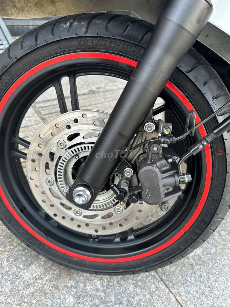 [Góp 50] sh 300i date 2017 trắng sporty, zin 100%. Mua bán Xe máy tại Quận Tân Phú Tp Hồ Chí Minh được đăng bởi VÕ MINH HẬU hình 8